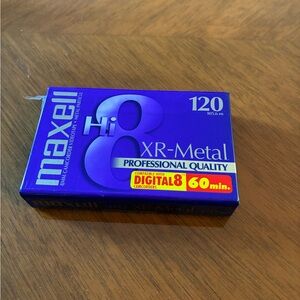Maxell Hi8 XR-Metal Video Cassette